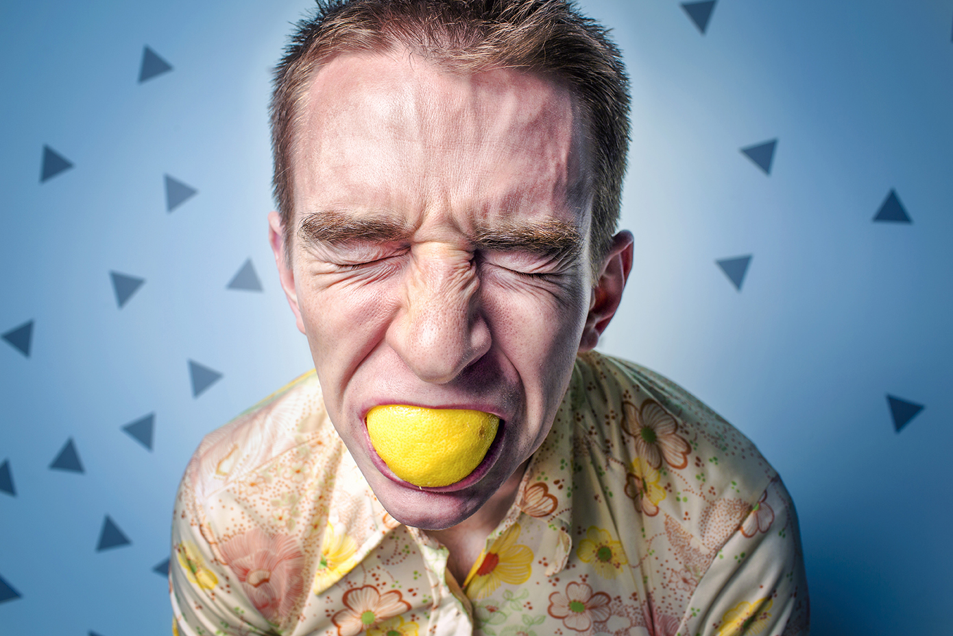 citromba harapott férfi